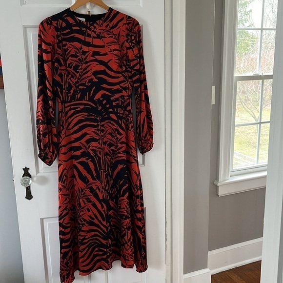 Borgo De Nor Elista black and red dress abstract bamboo and tiger stripe pattern - Picture 2 of 13